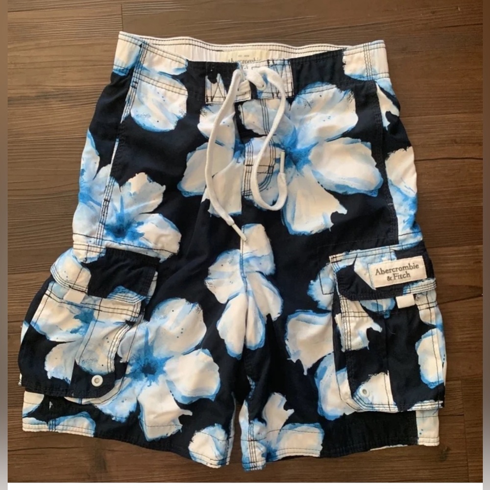 Abercrombie & Fitch Swim Trunks Cargo Style Like New Condition